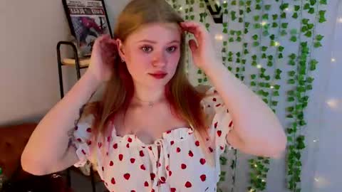 Snapshot of daisy_santos chatting on 07-02-26, 12:22 Mary online show from 07-02-26, 12:22