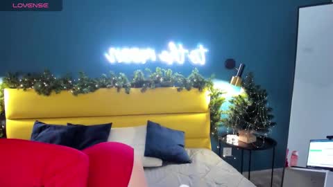 daisymellifluous online show from 01-06-26, 01:31