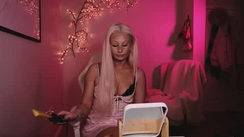 daisy online show from 02-15-26, 01:24