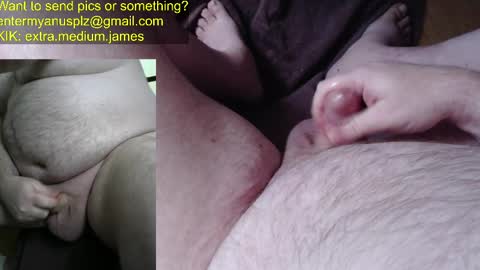 Snapshot of dajangler chatting on 10-25-25, 10:15 Dajangler online show from 10-25-25, 10:15