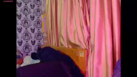    --  -- help me reach 100 hands up  online show from 01-15-26, 02:05