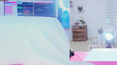 daki_ume_ online show from 01-13-26, 02:39