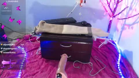 Snapshot of dakkotta_curvy chatting on 12-05-24, 08:11 VALENTINA online show from 12-05-24, 08:11