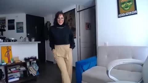 IG  dakotasofiaa online show from 03-09-25, 02:32