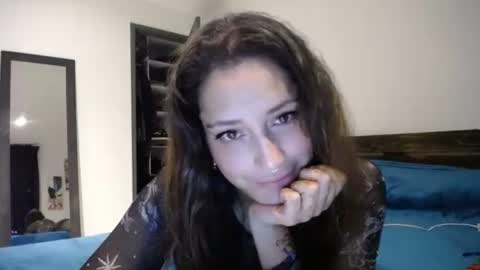 IG  dakotasofiaa online show from 04-07-26, 12:33