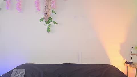 dakota carsson online show from 04-22-26, 06:31