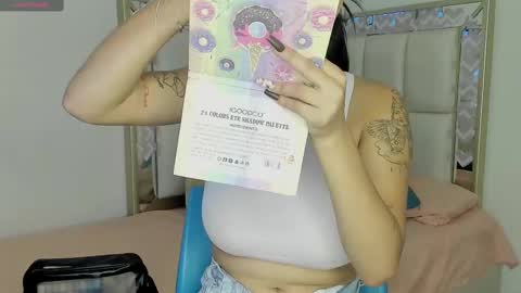 Snapshot of dakota_jenkins chatting on 02-15-25, 02:00 janeth online show from 02-15-25, 02:00