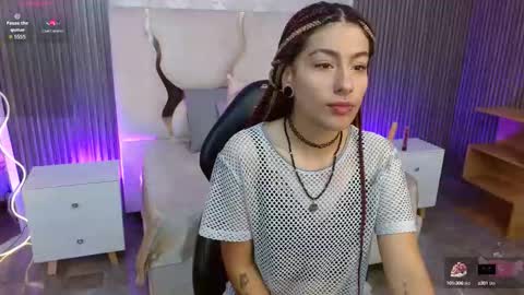 Snapshot of dakota_tay1 chatting on 09-11-25, 12:05 Dakota online show from 09-11-25, 12:05