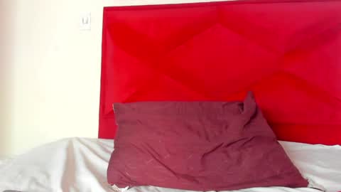 dakotaholand online show from 05-12-26, 01:25