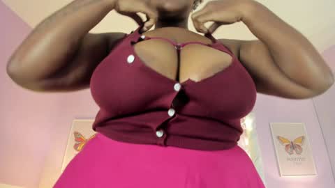 Snapshot of dakotasexshow2 chatting on 02-06-25, 10:43 Dakota Sex Show  online show from 02-06-25, 10:43