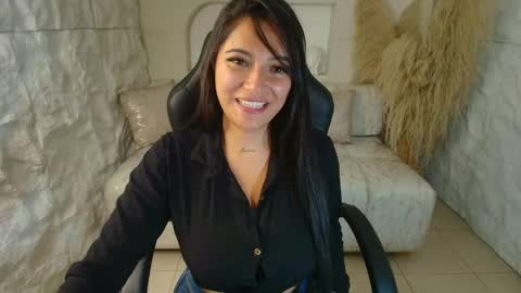 Dakotha  online show from 03-25-26, 03:12