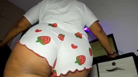 daleska_delicious1 online show from 12-04-25, 10:40