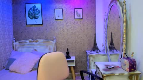 dali_collin online show from 09-23-25, 01:03