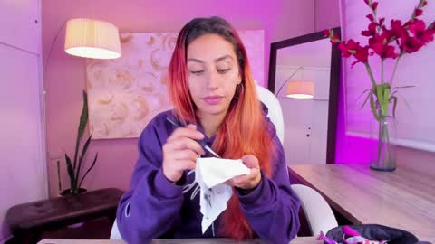 Dalia online show from 01-11-25, 01:22