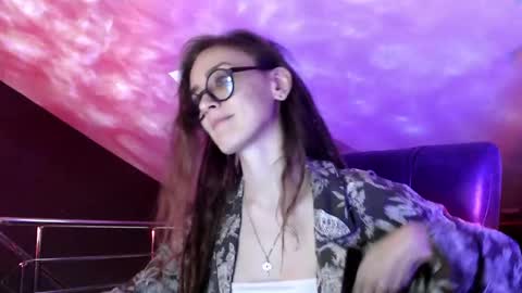 Dalia  online show from 02-04-25, 09:17