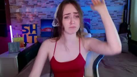 Dalia  online show from 06-18-26, 10:41