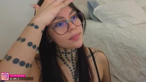 Dalia online show from 03-29-26, 01:16