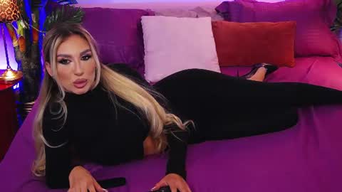 DalidaSelena online show from 07-22-26, 04:10