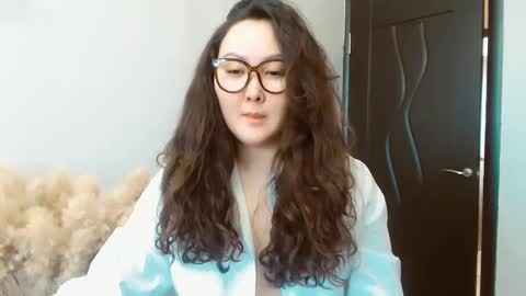 Snapshot of dalidayes chatting on 01-14-25, 06:34 Dali online show from 01-14-25, 06:34