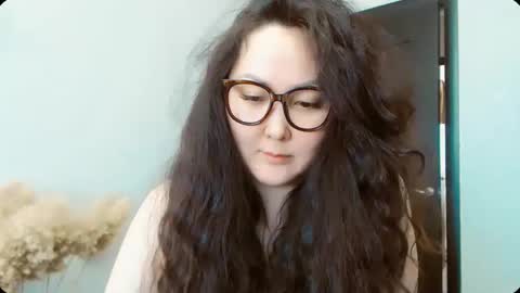 Snapshot of dalidayes chatting on 03-28-26, 06:46 Dali online show from 03-28-26, 06:46