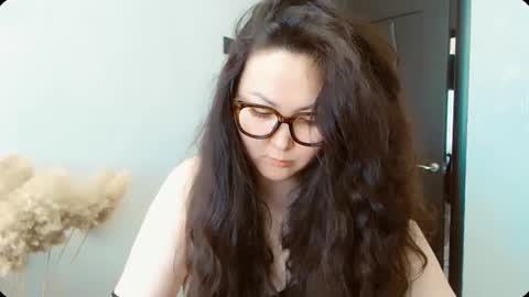 Snapshot of dalidayes chatting on 03-30-26, 05:08 Dali online show from 03-30-26, 05:08