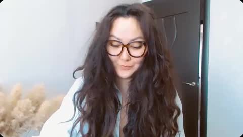 Snapshot of dalidayes chatting on 04-19-26, 05:40 Dali online show from 04-19-26, 05:40