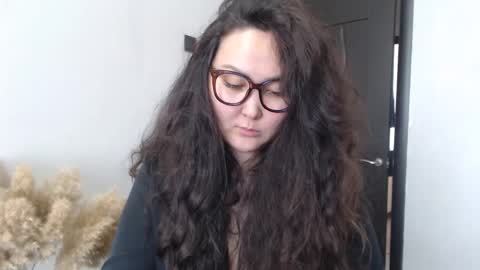 Snapshot of dalidayes chatting on 04-25-26, 07:00 Dali online show from 04-25-26, 07:00