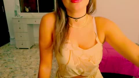 Snapshot of dalila_sexxx chatting on 06-05-26, 03:46 Dalila online show from 06-05-26, 03:46