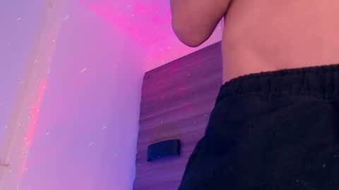         online show from 02-07-26, 05:00