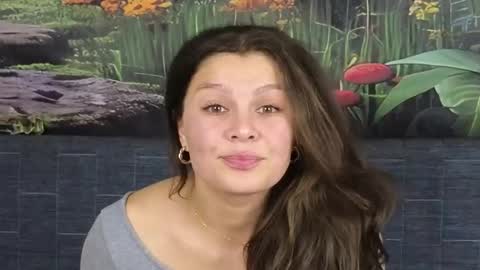 Snapshot of damedefeu chatting on 10-14-25, 12:06 damedefeu online show from 10-14-25, 12:06