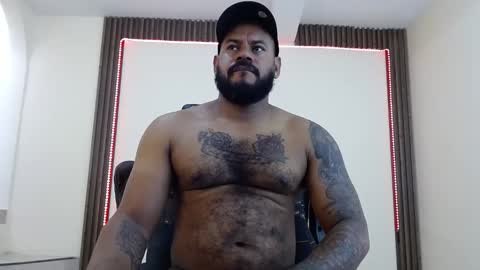 Snapshot of damian64436171 chatting on 05-14-26, 04:14 damian64436171 online show from 05-14-26, 04:14