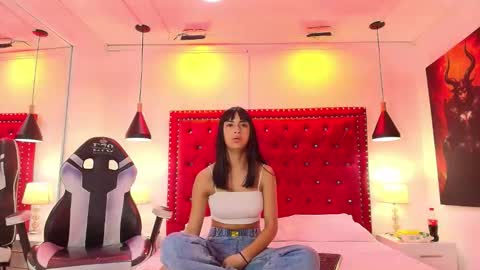 DAMIAN AND ROXANNE.  online show from 11-01-25, 12:40