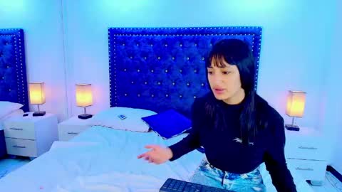 DAMIAN AND ROXANNE.  online show from 04-17-26, 12:41