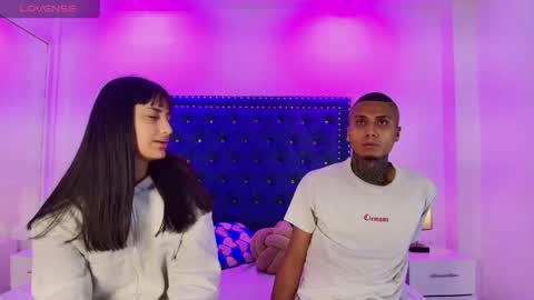 DAMIAN AND ROXANNE.  online show from 04-25-26, 12:41