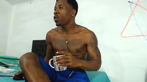 damian_hart_24cm online show from 03-03-26, 03:45