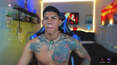 Snapshot of damian_latinxxx chatting on 06-22-26, 03:25 Damian online show from 06-22-26, 03:25