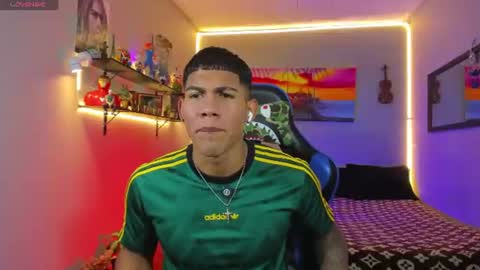 Snapshot of damian_latinxxx chatting on 07-10-26, 09:01 Damian online show from 07-10-26, 09:01