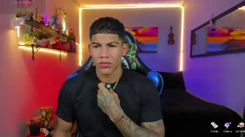 Snapshot of damian_latinxxx chatting on 07-15-26, 09:25 Damian online show from 07-15-26, 09:25