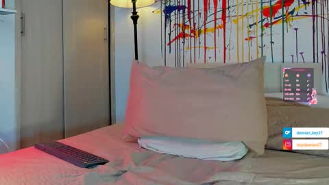 damian key online show from 10-26-25, 03:56