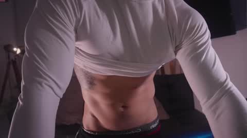 insta damn8   --------  online show from 11-07-25, 11:49