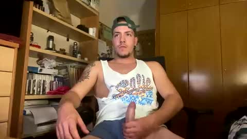 Snapshot of damncore chatting on 09-22-25, 12:23 damncore online show from 09-22-25, 12:23