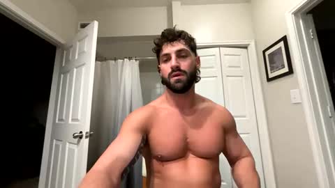 Snapshot of damnimhandsome25 chatting on 02-10-25, 12:30 Clyde online show from 02-10-25, 12:30