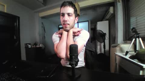 Snapshot of damon_hell chatting on 01-07-26, 01:46 Damon online show from 01-07-26, 01:46