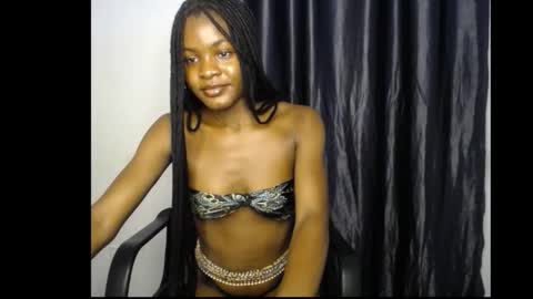 leah online show from 10-19-25, 05:46