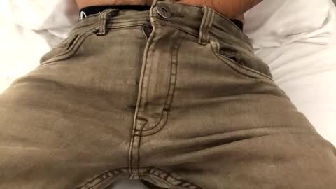 Snapshot of dan14e chatting on 11-10-25, 08:02 Fisherman online show from 11-10-25, 08:02