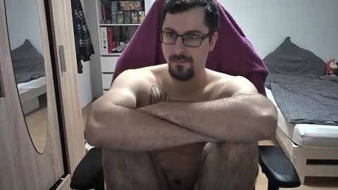 King Dan online show from 12-04-25, 07:44