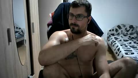 Snapshot of dan_the_man405 chatting on 07-26-26, 07:10 King Dan online show from 07-26-26, 07:10