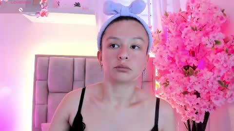 Snapshot of dana_grey_ chatting on 06-06-26, 12:43 Dana grey online show from 06-06-26, 12:43
