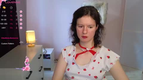 Snapshot of dana_magical chatting on 10-11-25, 12:47  DANA online show from 10-11-25, 12:47