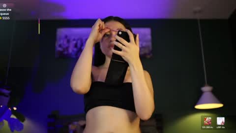 Snapshot of danaa_rousee_ chatting on 05-18-26, 06:14 Dana Rouse online show from 05-18-26, 06:14
